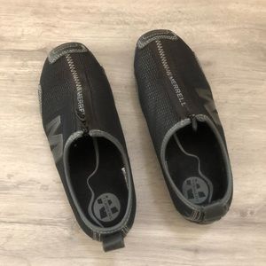 Merril Shoes 5.5